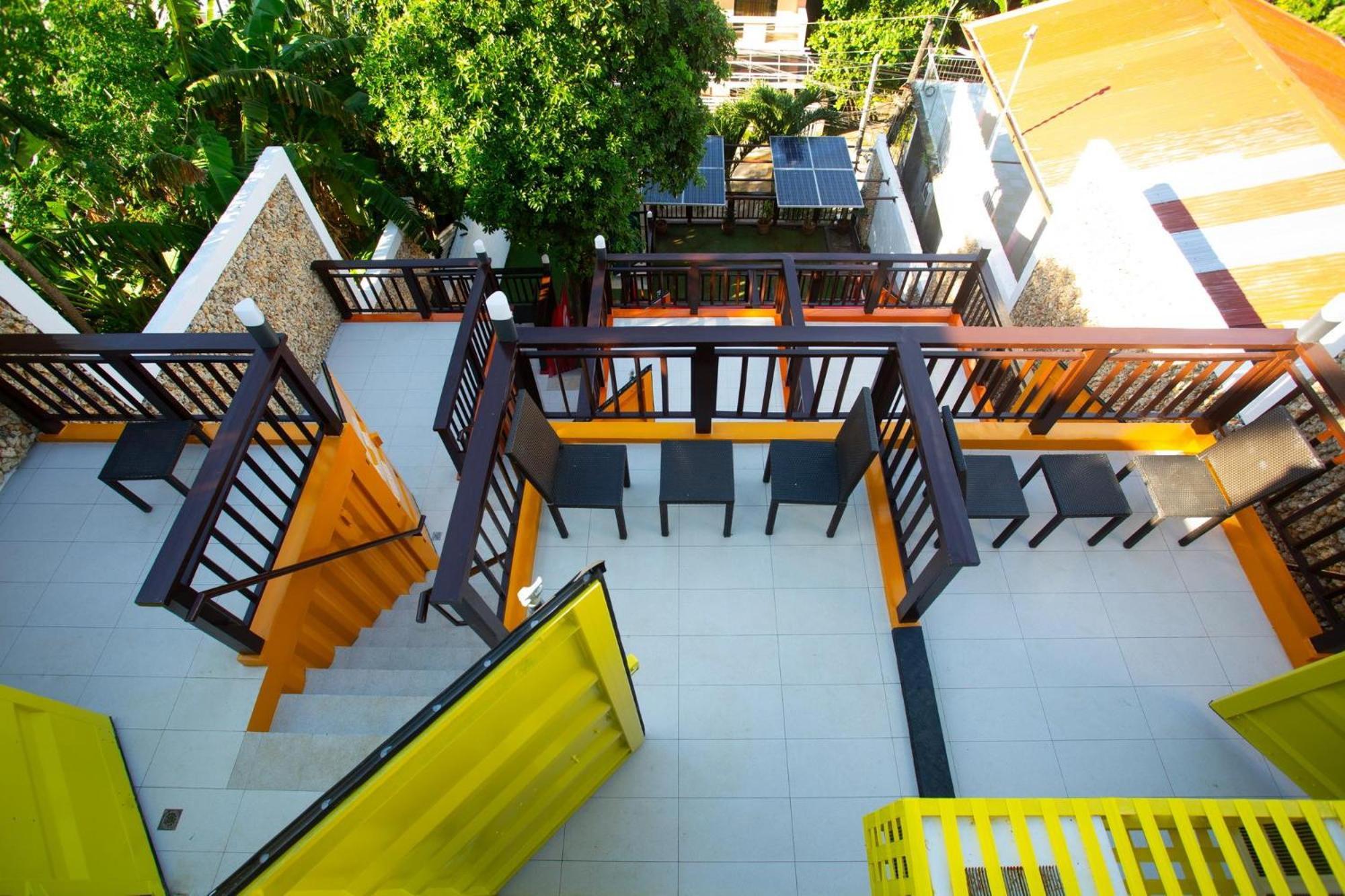 Хостел Chillax Boracay Yapak Экстерьер фото