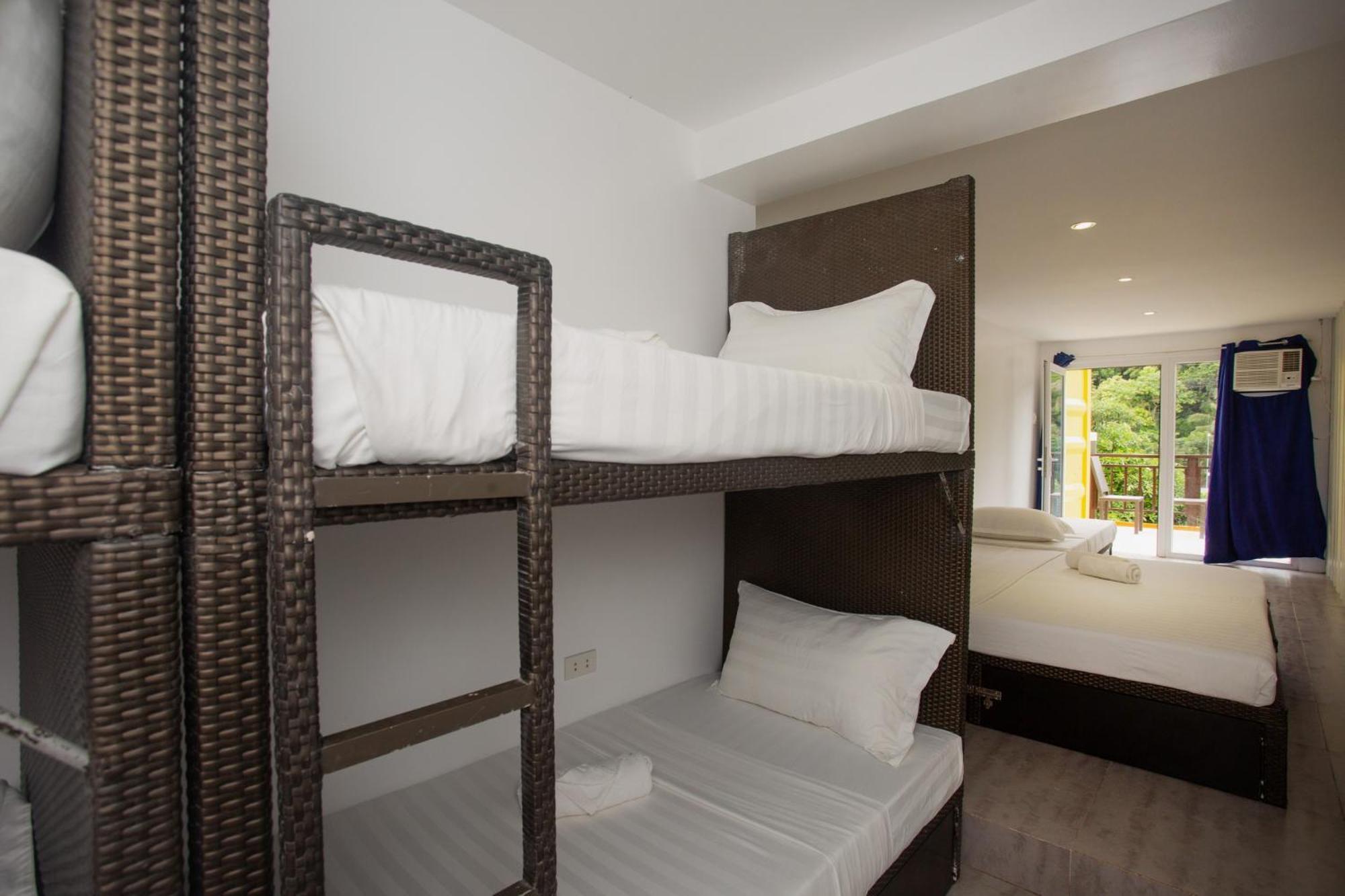 Хостел Chillax Boracay Yapak Экстерьер фото