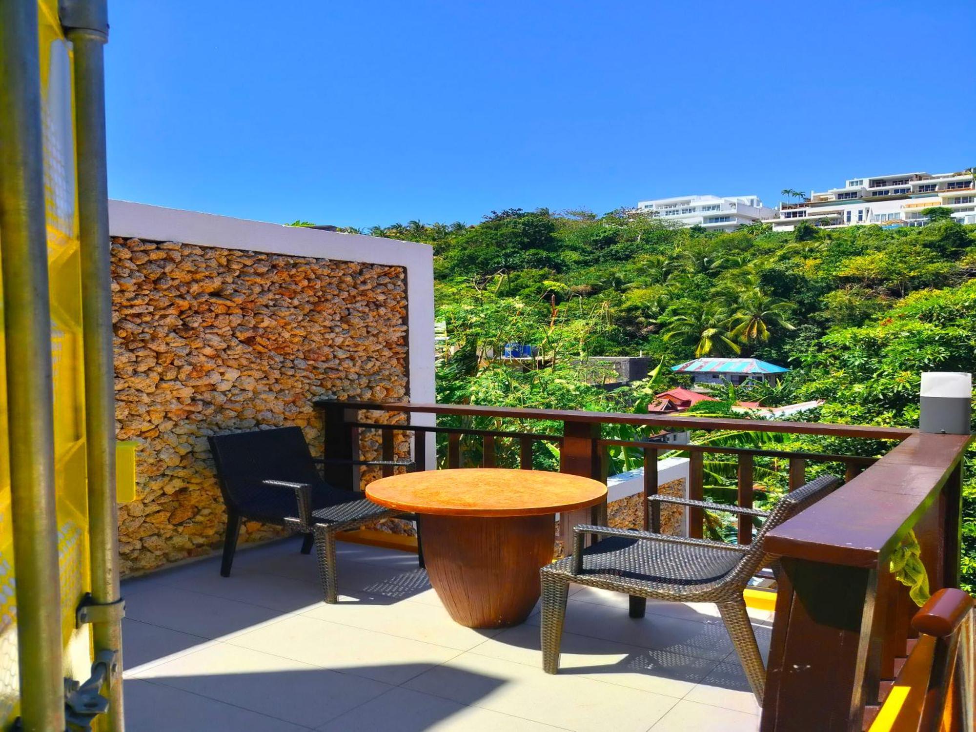 Хостел Chillax Boracay Yapak Экстерьер фото