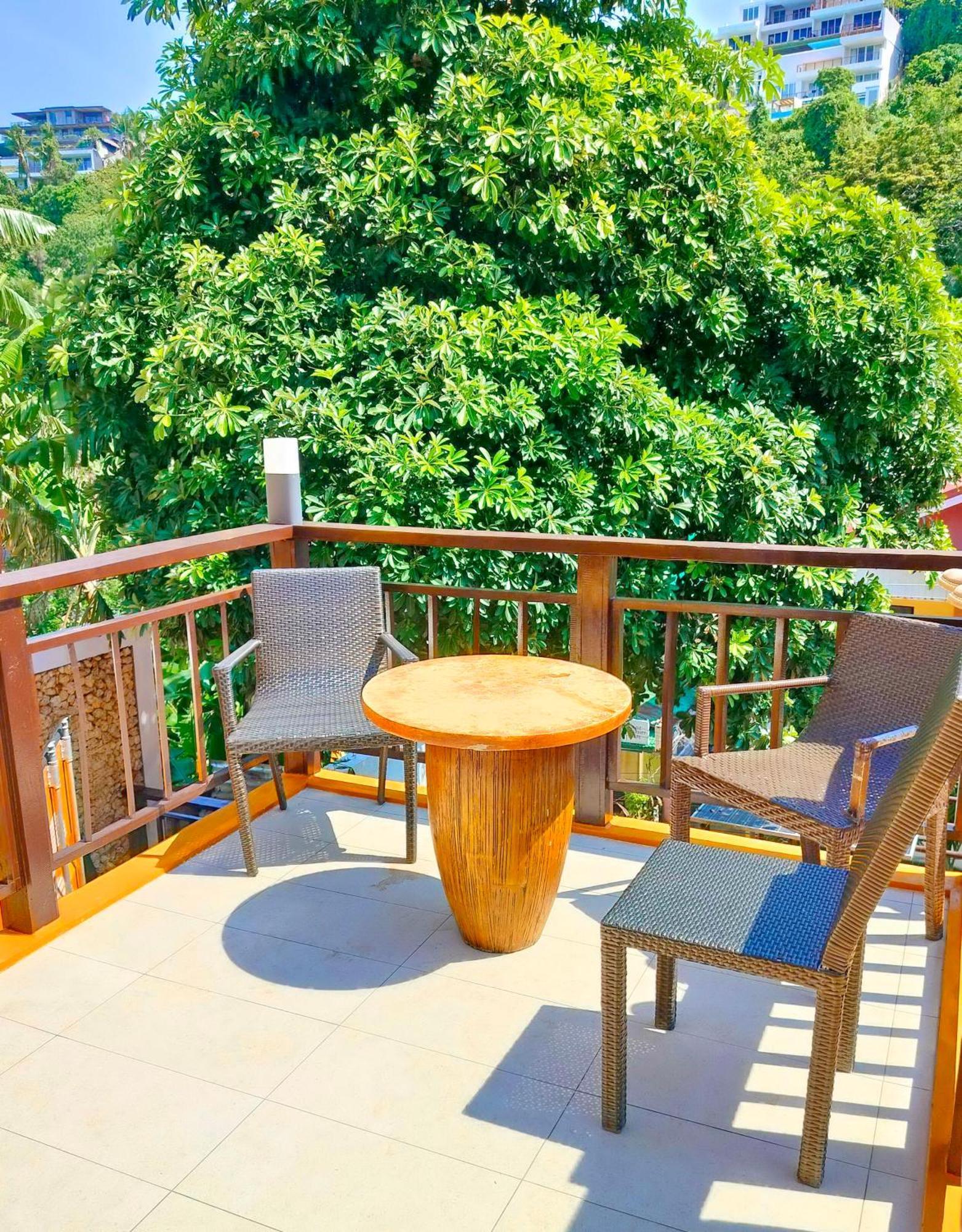 Хостел Chillax Boracay Yapak Номер фото